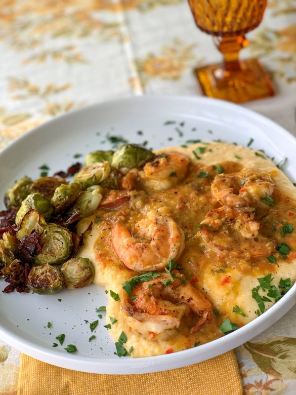 Low Country Shrimp & Grits – The Tiny Fairy