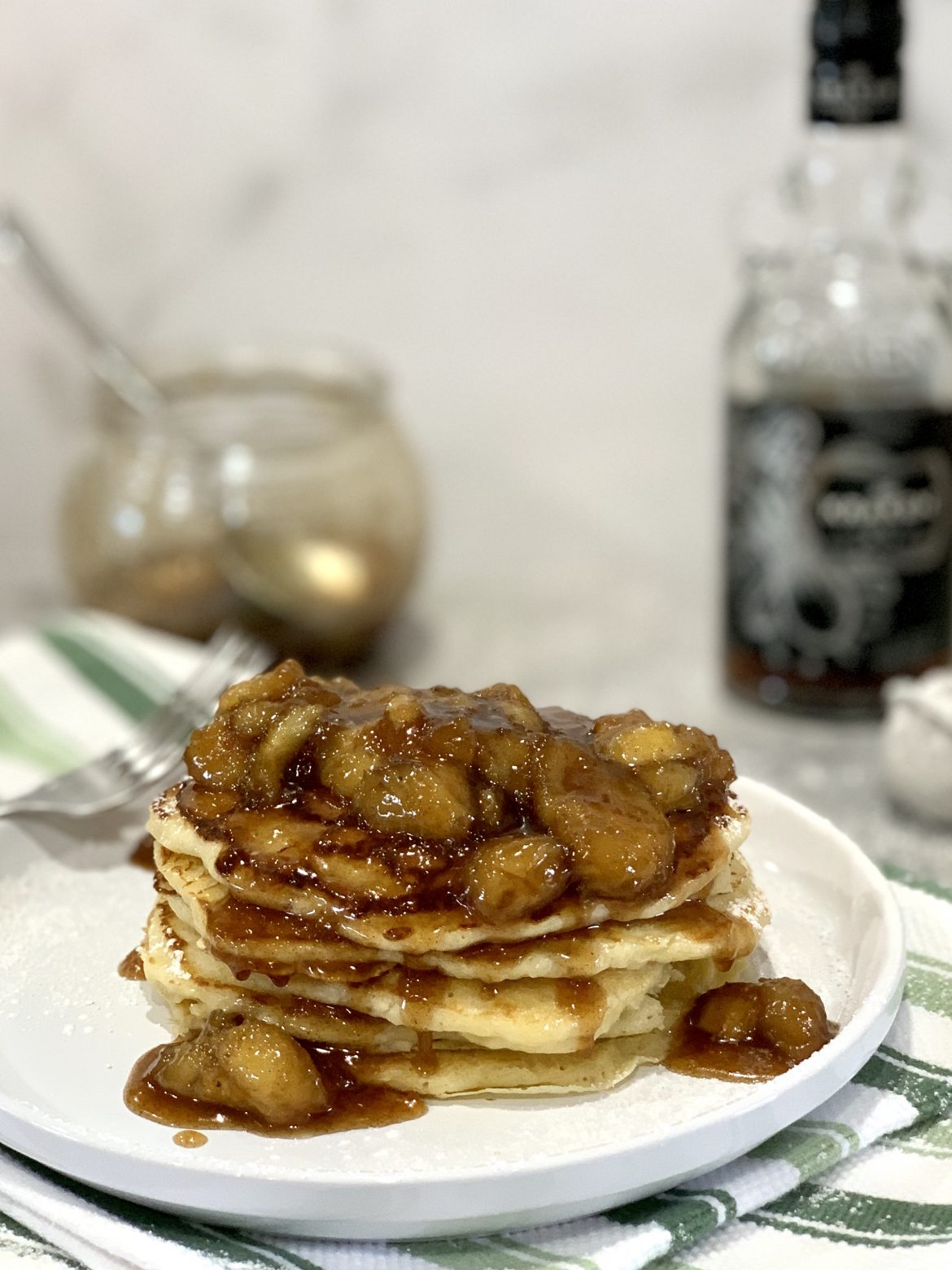 Bananas Foster Pancakes The Tiny Fairy