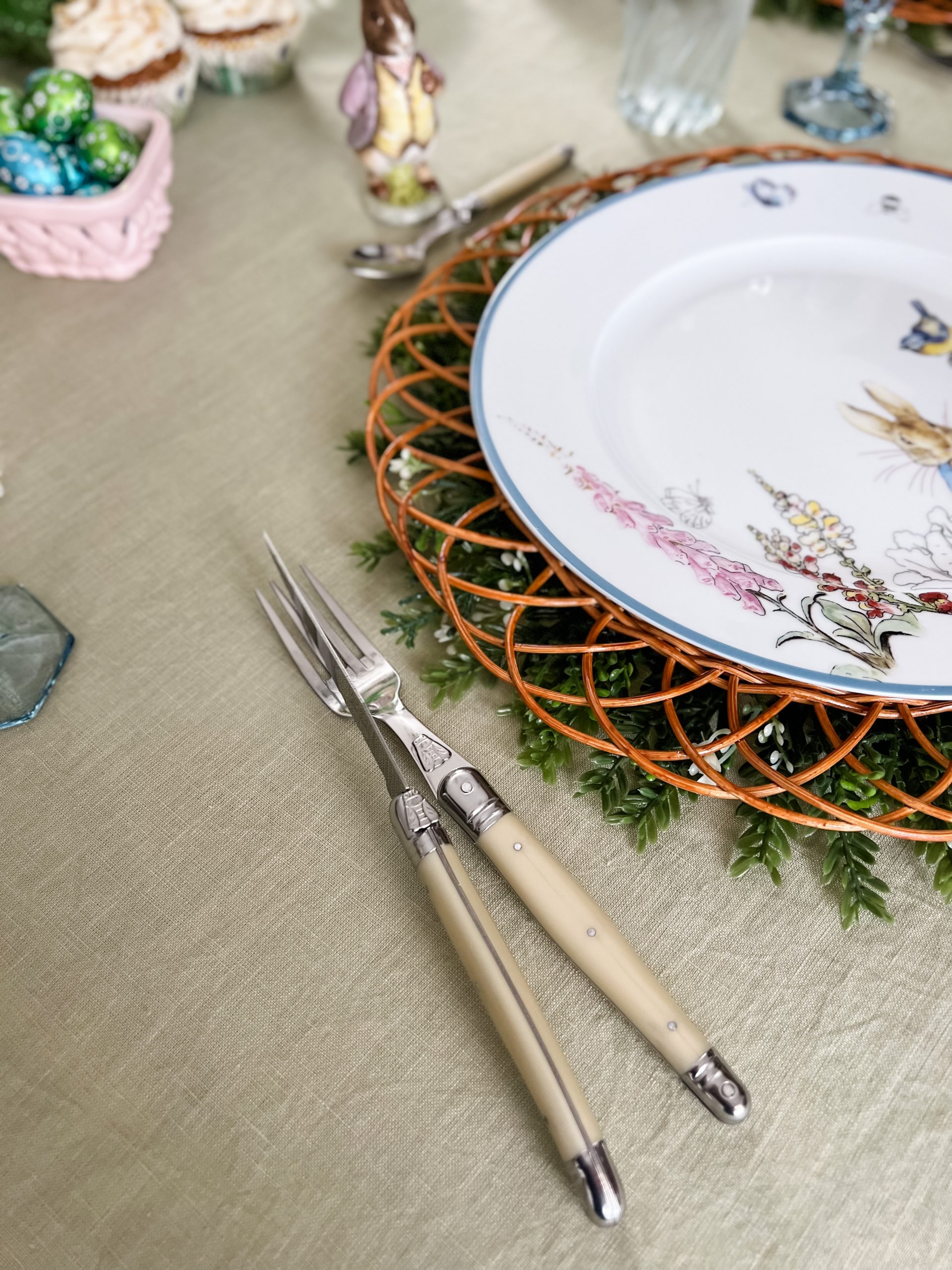 Peter Rabbit Tablescape – The Tiny Fairy
